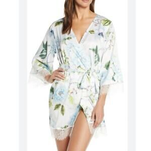 HOMEBODII  Amalia Lace Trim Robe Sz. XS WHITE BLUE FLORAL NWT
